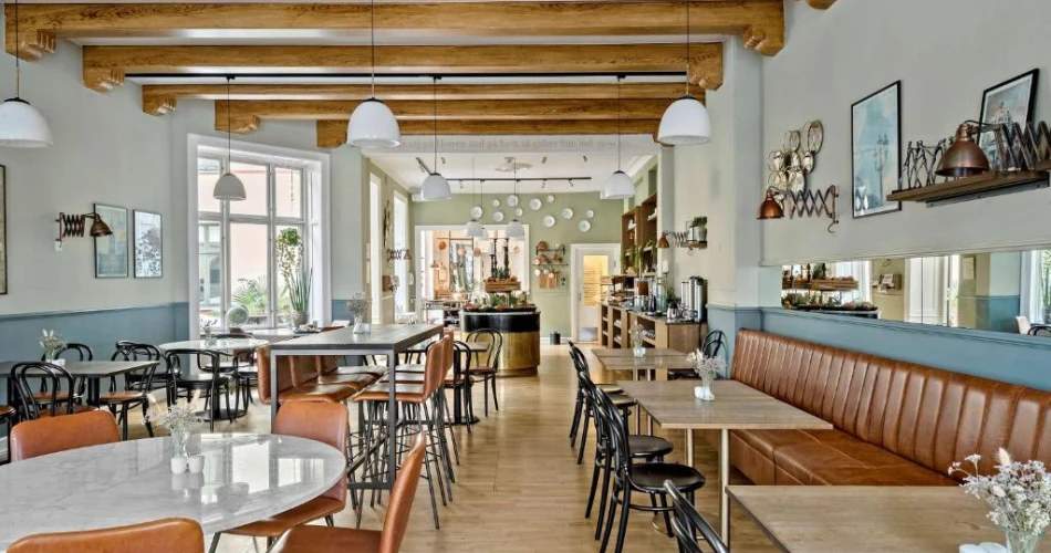 Your Guide to the Best Hotels Near Tivoli Gardens for Every Traveler